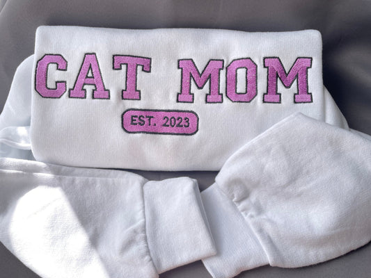 'CAT MOM' Embroidered